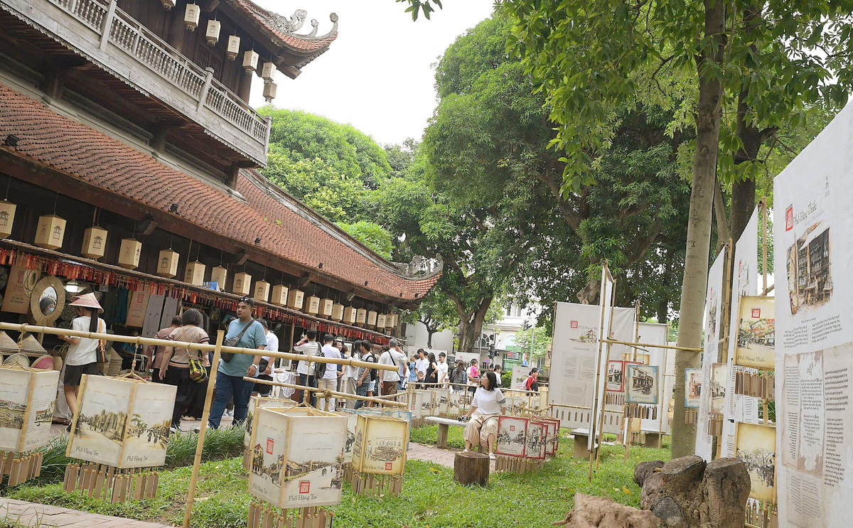 Thông qua sự kết hợp giữa trưng bày hình ảnh, tư liệu lịch sử và hoạt động trải nghiệm nghề, chương trình góp phần giúp công chúng, đặc biệt là thế hệ trẻ, có thêm cách tiếp cận sinh động với những giá trị văn hóa truyền thống của Hà Nội.