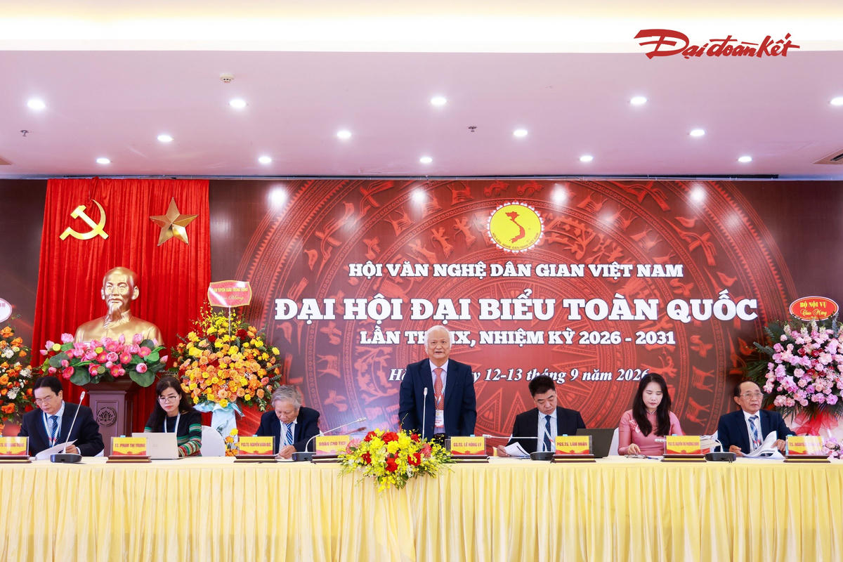 Đoàn Chủ tịch điều hành Đại hội. Ảnh: Quang Vinh.