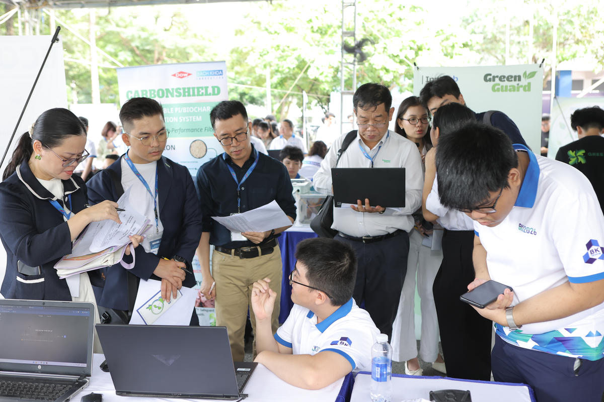 Bách Khoa Innovation 2026 lập kỷ lục với 408 dự án, thu hút thí sinh từ hơn 20 quốc gia