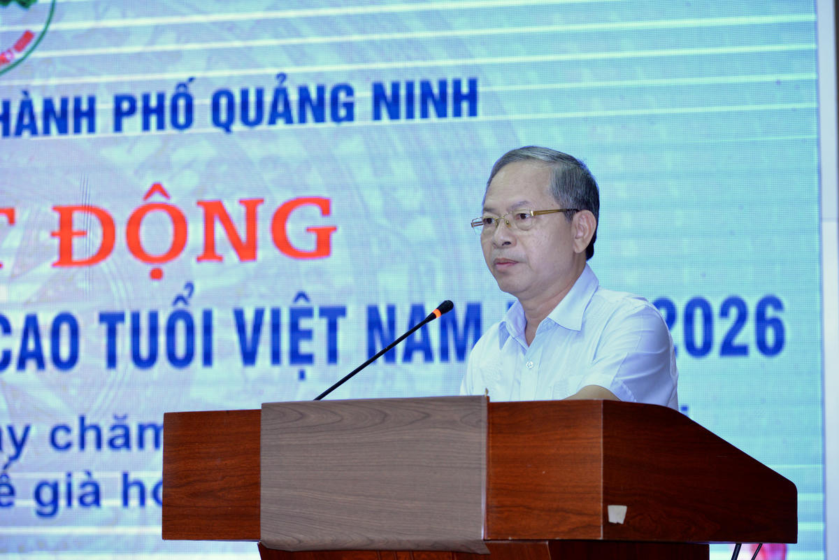 Ông Vũ Hồng Hải, Chủ tịch Hội Người cao tuổi Quảng Ninh phát biểu phát động Tháng hành động vì Người cao tuổi Việt Nam năm 2026. 