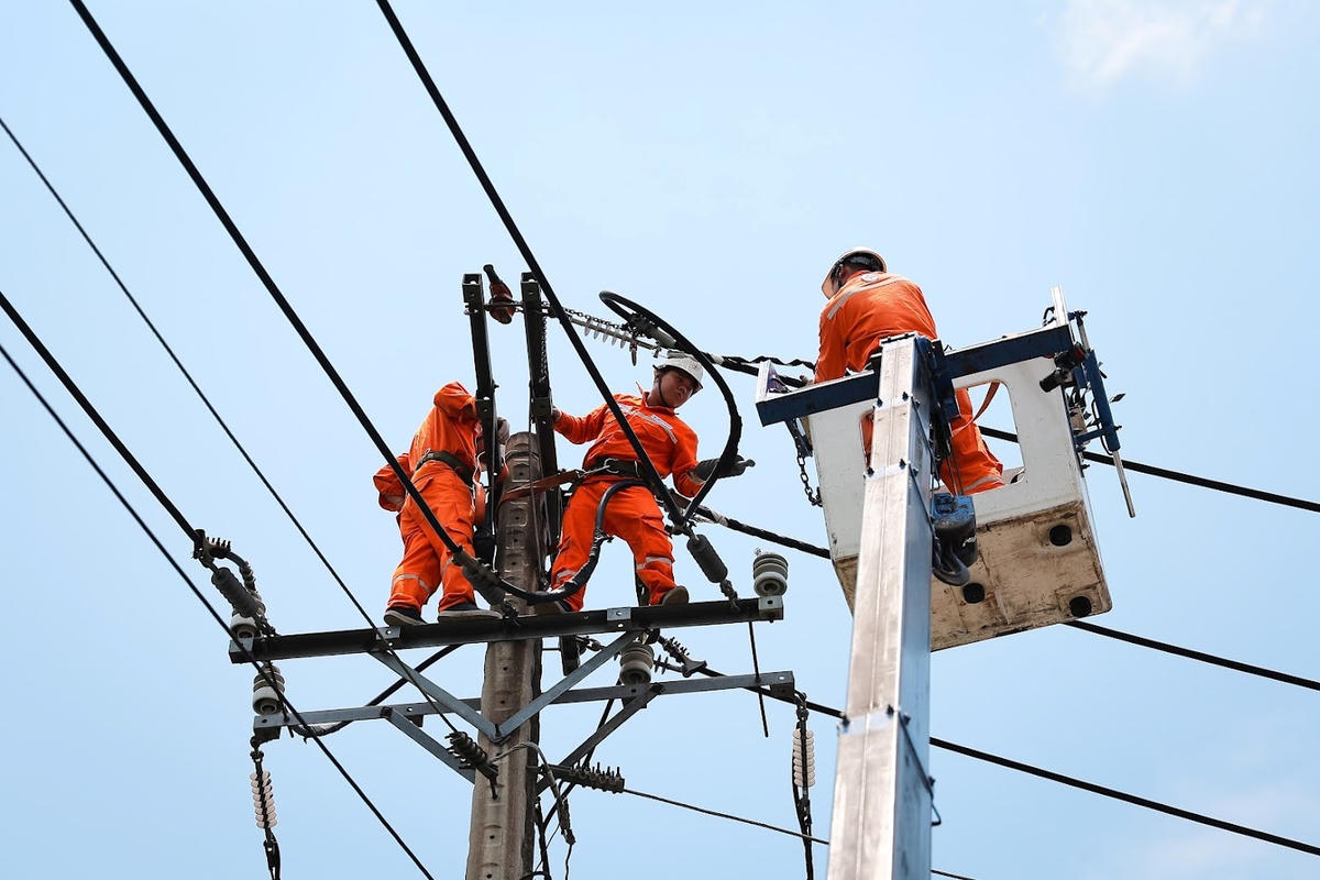 Ngành điện thành phố đang đẩy nhanh tiến độ các dự án đảm bảo cấp điện cho mùa khô 2027.