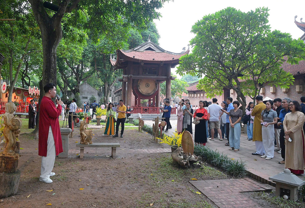 Hoạt động hướng tới kỷ niệm 950 năm thành lập Quốc Tử Giám (1076 – 2026), đồng thời tôn vinh các nghệ nhân, làng nghề và cộng đồng đang gìn giữ, trao truyền di sản văn hóa.