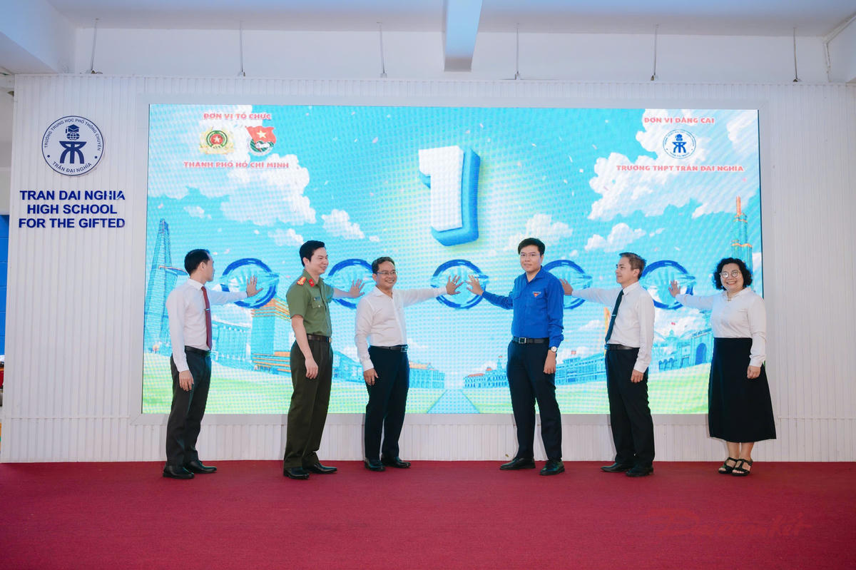 Lễ phát động chương trình. Ảnh: MA.