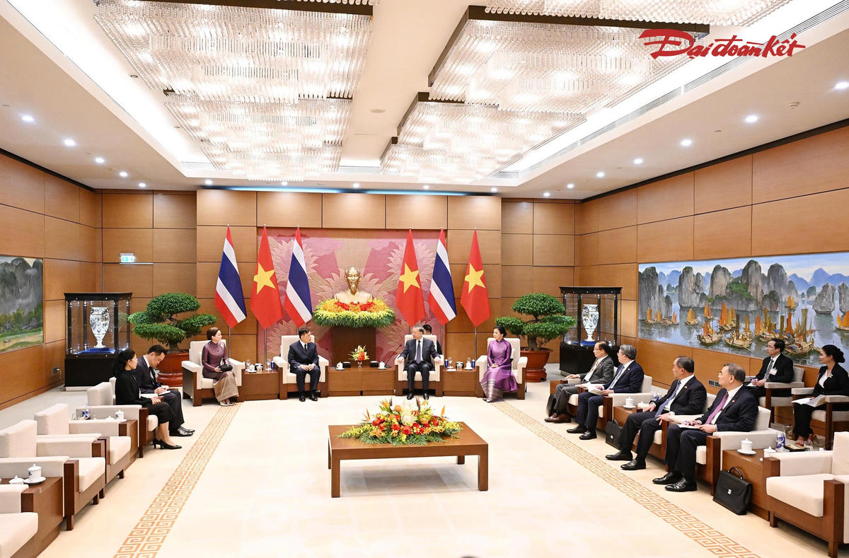 Nhà vua Vương quốc Thái Lan Maha Vajiralongkorn Phra Vajiraklaochaoyuhua và Hoàng hậu Suthida Bajrasudhabimalalakshana, thăm cấp Nhà nước tới Việt Nam, từ ngày 14 đến ngày 16/9. Ảnh: Quang Vinh