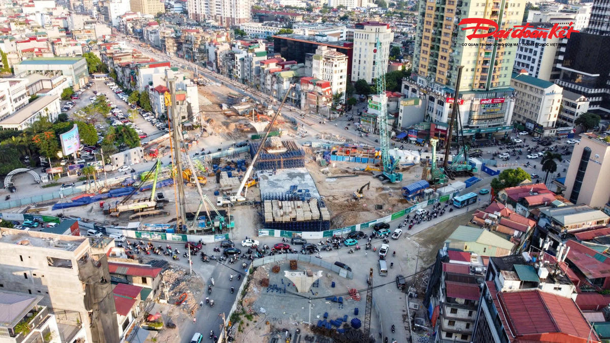 Phương tiện được phép lưu thông vào làn BRT qua khu vực nút giao Láng Hạ - Giảng Võ từ ngày 15/9.