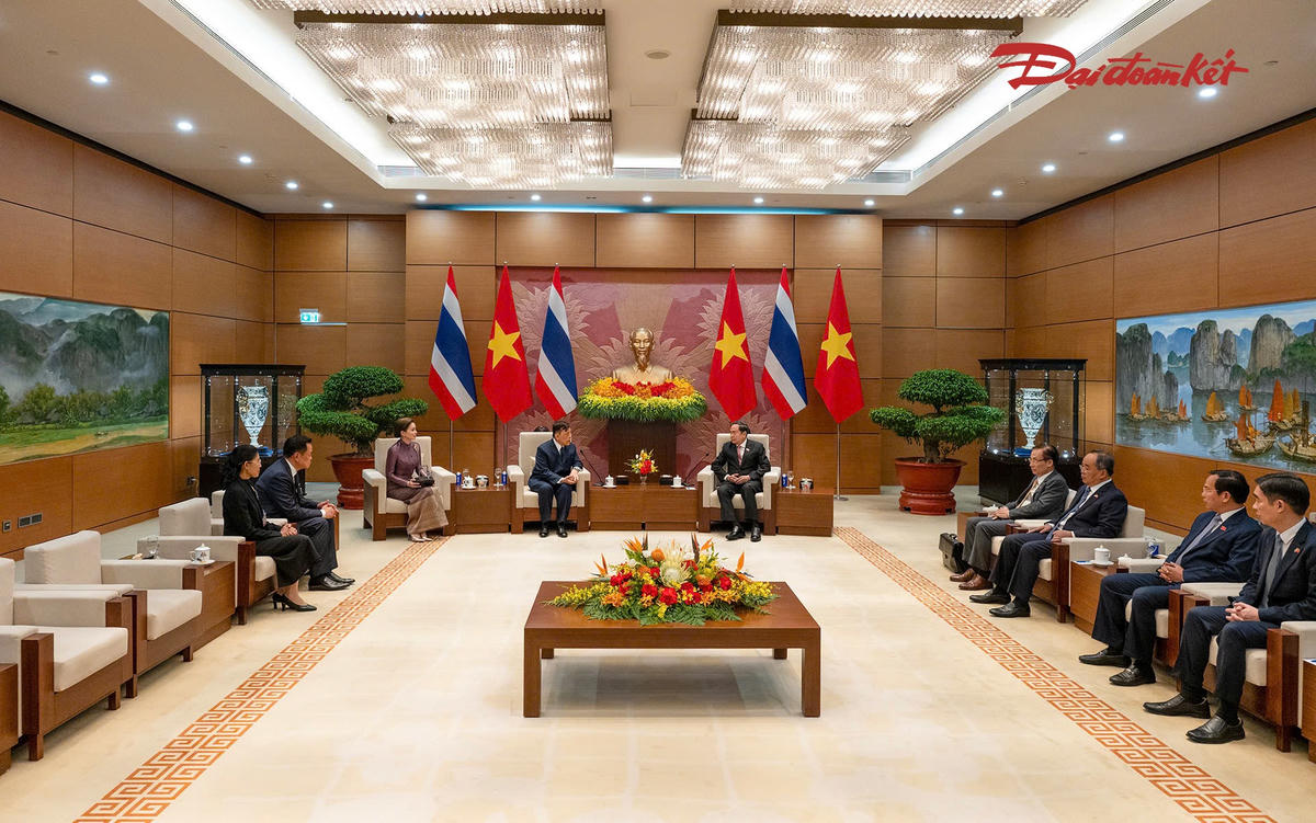 Chủ tịch Quốc hội Trần Thanh Mẫn hội kiến Nhà vua Vương quốc Thái Lan Maha Vajiralongkorn Phra Vajiraklaochaoyuhua và Hoàng hậu. Ảnh: Quang Vinh