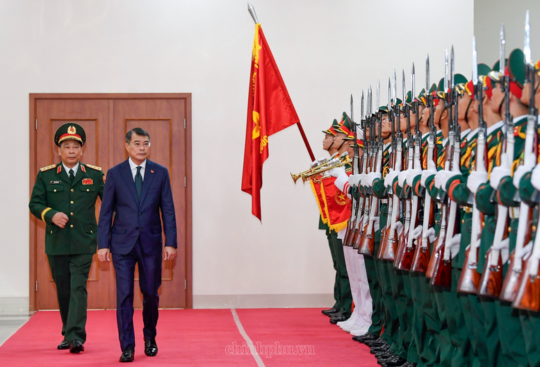 Thủ tướng: Phải chuẩn bị khả năng ứng phó với những tình huống chưa có tiền lệ về quân sự - quốc phòng- Ảnh 1.