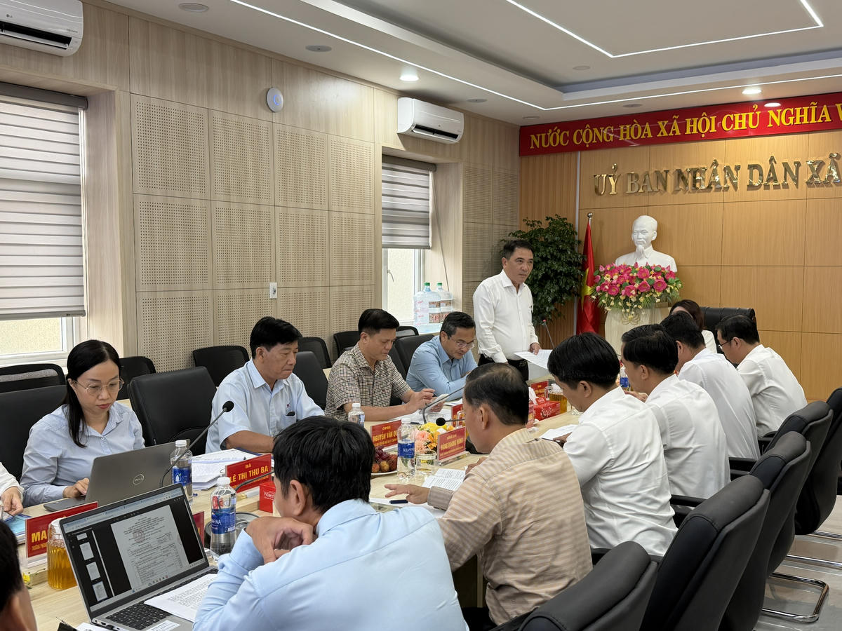 Ông Lương Công Tuấn, Trưởng ban Pháp chế HĐND TP Đà Nẵng phát biểu tại buổi giám sát. Ảnh: Nguyễn Tú.