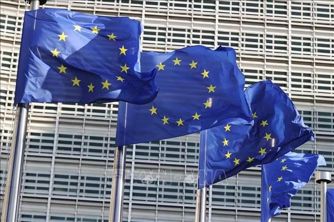 EU đề xuất hạn chế trẻ dưới 15 tuổi dùng mạng xã hội và AI