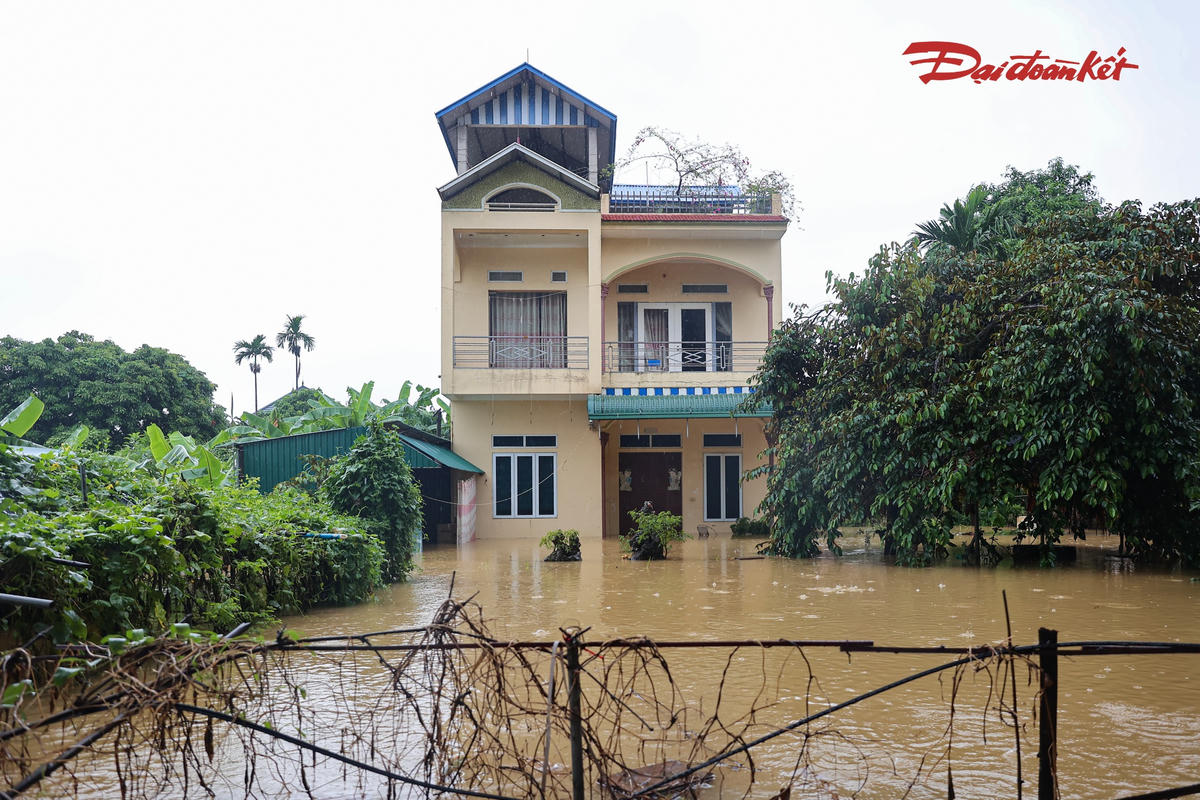 Nước sông Bùi dâng cao, làng quê Quảng Bị ngập suốt 3 ngày