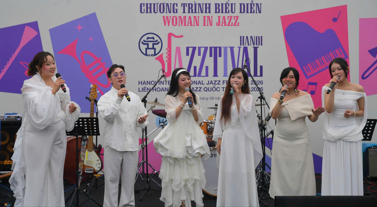 Chương trình Woman in Jazz diễn ra chiều 17/9, mở ra cuộc gặp gỡ giữa những nữ nghệ sĩ và các nghệ sĩ Jazz Việt Nam.