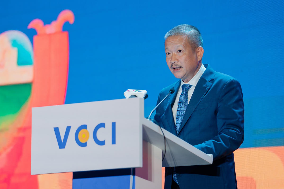 Theo ông Nguyễn Duy Hưng: “Báo cáo Kinh tế tư nhân Việt Nam giúp doanh nghiệp nhìn lại chính mình để minh bạch hơn, quản trị tốt hơn, đầu tư dài hạn hơn và phát triển bền vững hơn”.