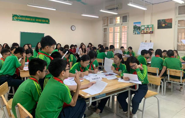 Miễn học phí, trường công lập được thu những khoản nào?