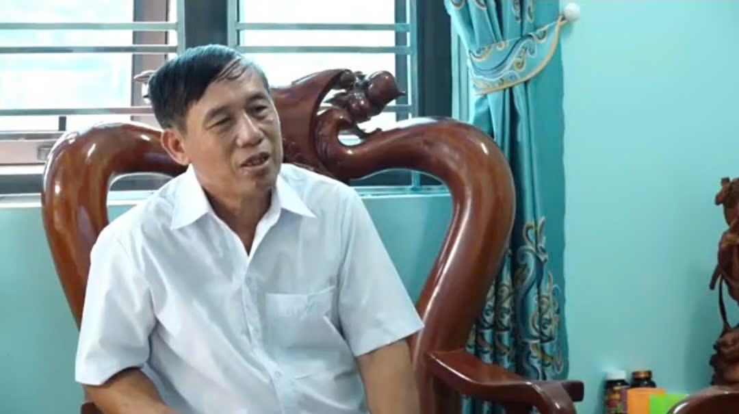 Người Đại tá về hưu hết lòng với công tác Mặt trận