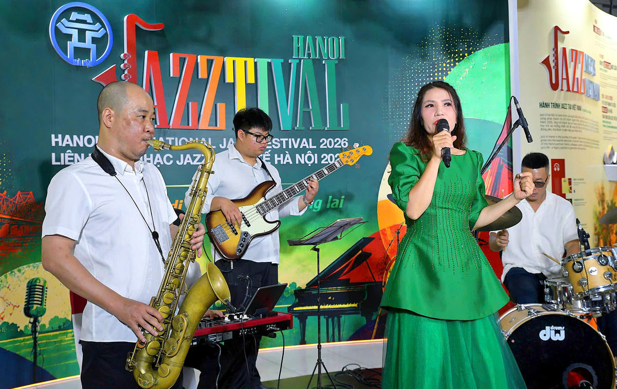 Không gian triển lãm kết nối câu chuyện của Jazz thế giới với đời sống âm nhạc đương đại tại Hà Nội. “Giao thoa không biên giới” trở thành tinh thần xuyên suốt triển lãm, nhấn mạnh khả năng kết nối của âm nhạc giữa những khác biệt văn hóa. Triển lãm góp phần mở ra không gian trải nghiệm mới, nơi Jazz gặp Hà Nội trong khuôn khổ Hanoi Jazztival 2026.