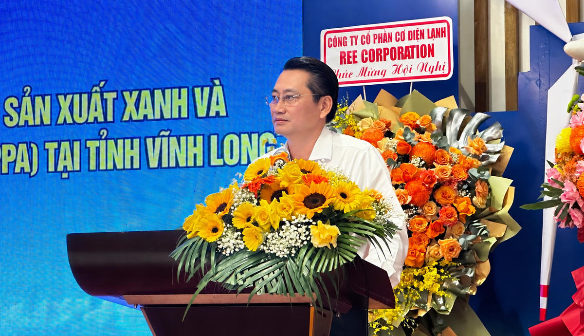 Ông Nguyễn Quỳnh Thiện - Phó Chủ tịch UBND tỉnh Vĩnh Long phát biểu tại hội nghị. (Ảnh: Thanh Lâm).