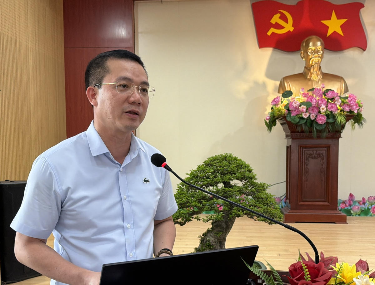 Thành ủy viên, Bí thư Đảng ủy Hòa Xuân Nguyễn Văn Hùng. Ảnh: Nguyễn Tú.