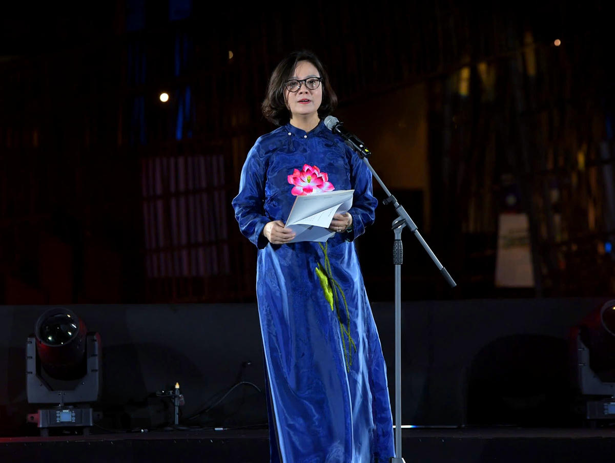Phó Giám đốc Sở Văn hóa, Thể thao và Du lịch Hà Nội Lê Thị Ánh Mai phát biểu tại chương trình “Âm nhạc và di sản”.