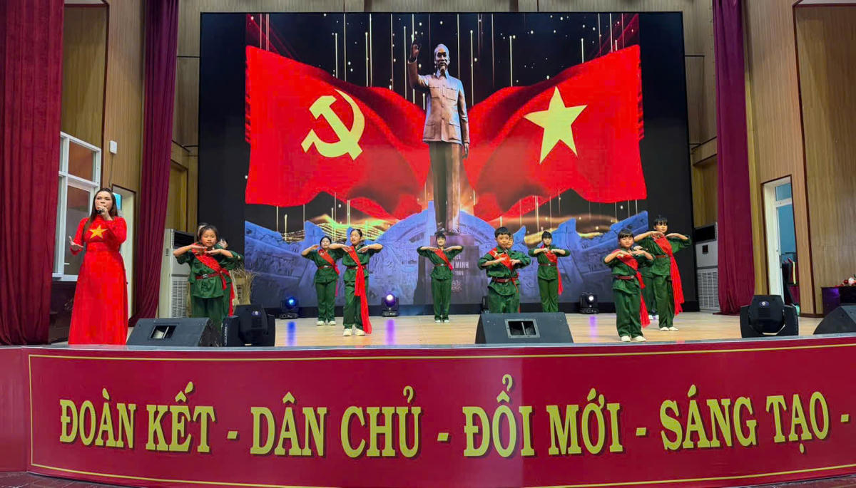 Khánh Hòa: Liên hoan Nghệ thuật quần chúng Cụm thi đua phía Bắc