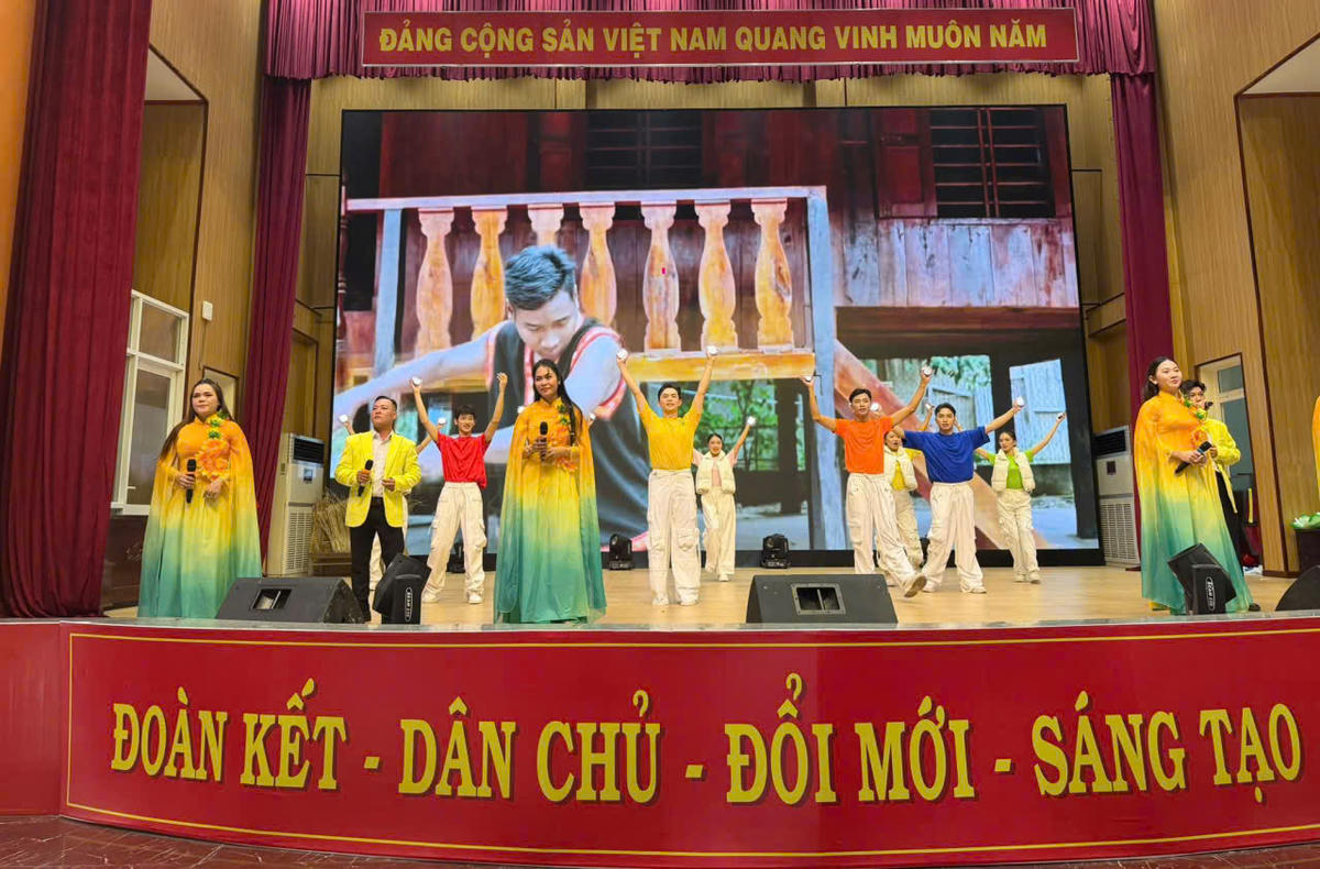 Khánh Hòa: Liên hoan Nghệ thuật quần chúng Cụm thi đua phía Bắc