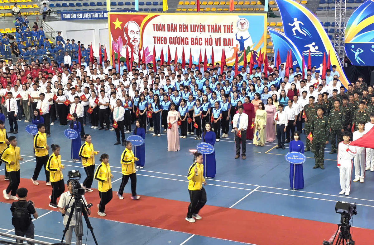 Đại hội Thể dục thể thao tỉnh Cà Mau lần thứ I năm 2026 có hơn 40 đoàn tham gia với trên 3.000 vận động viên. Ảnh: Nguyên Du