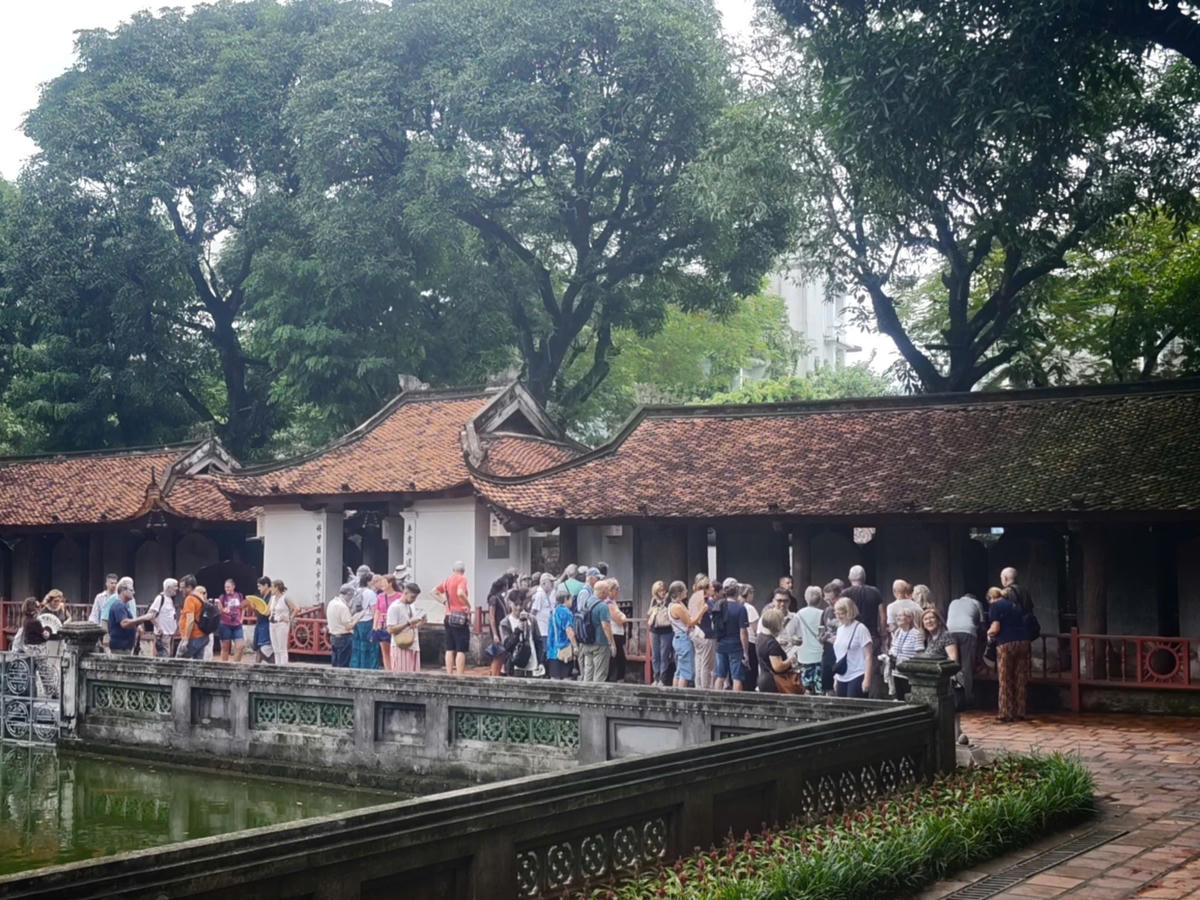 Di tích quốc gia đặc biệt Văn Miếu - Quốc Tử Giám (Hà Nội) được nhiều đoàn phim lựa chọn.