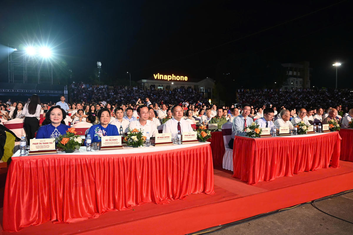 Lãnh đạo Đảng, Nhà nước cùng các đại biểu dự khai mạc Lễ hội Thành Tuyên năm 2026.