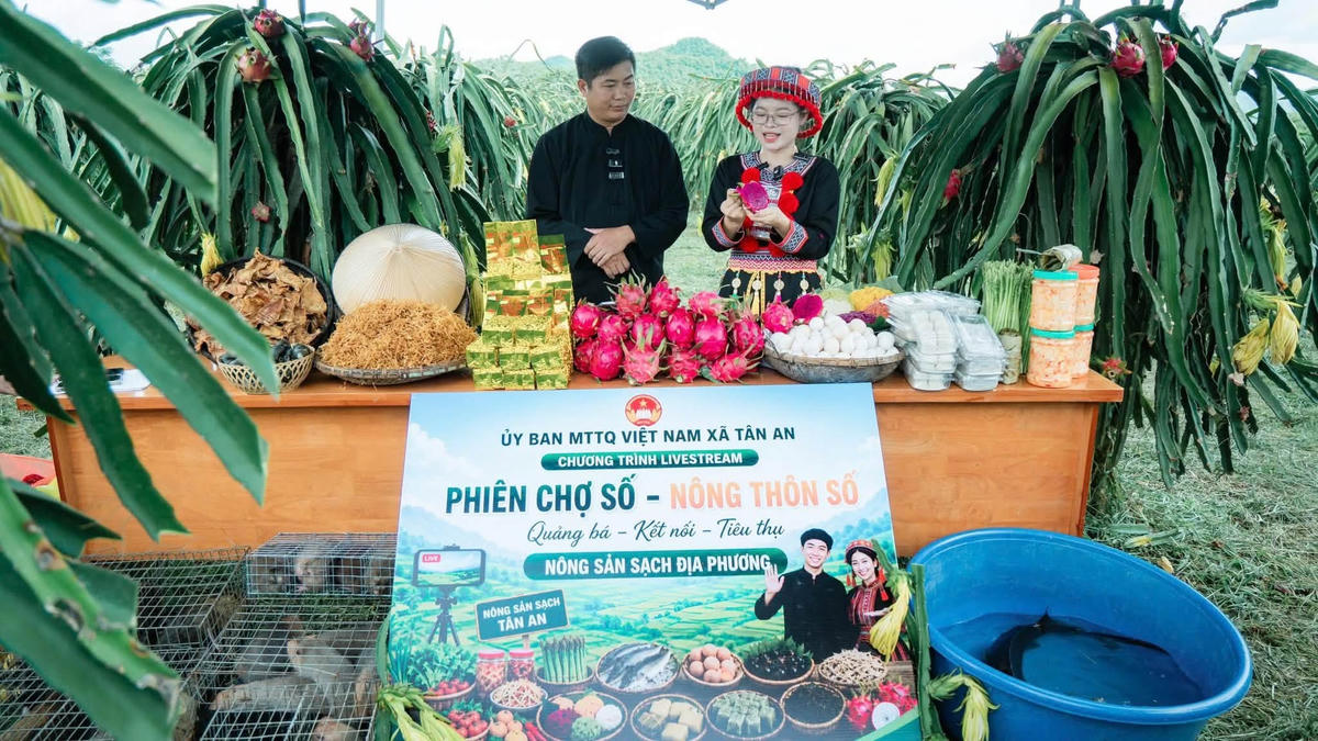 Chuyển đổi số để Mặt trận gần dân hơn - Bài 2: Mặt trận giúp dân “mở chợ” trên không gian số