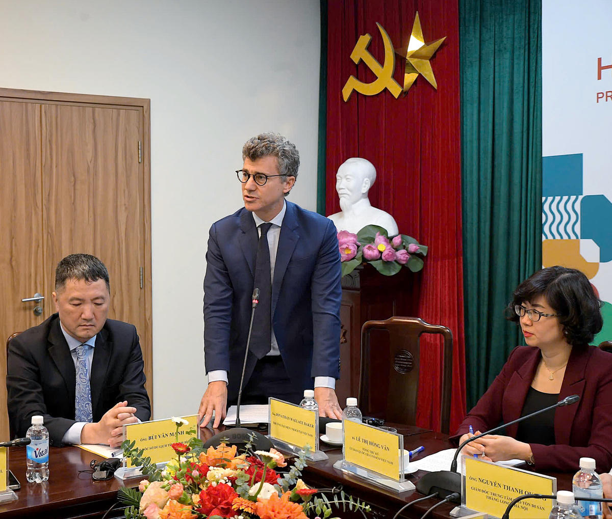 Ông Jonathan Wallace Baker - Trưởng Đại diện UNESCO tại Việt Nam phát biểu.