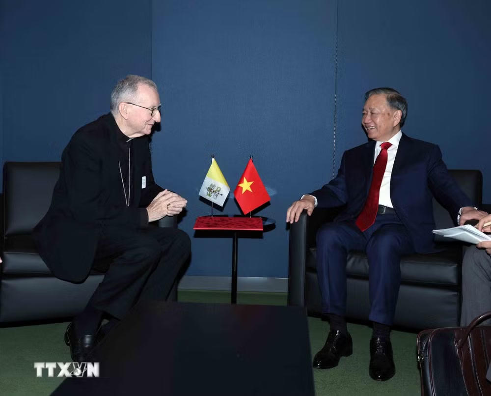 ttxvn_tong-bi-thu-chu-tich-nuoc-to-lam-gap-thu-tuong-vatican-2309.jpg