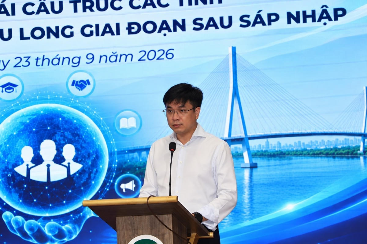 PGS.TS. Bùi Quang Hùng - Giám đốc Đại học UEH phát biểu khai mạc hội thảo. (Ảnh: Thanh Lâm).