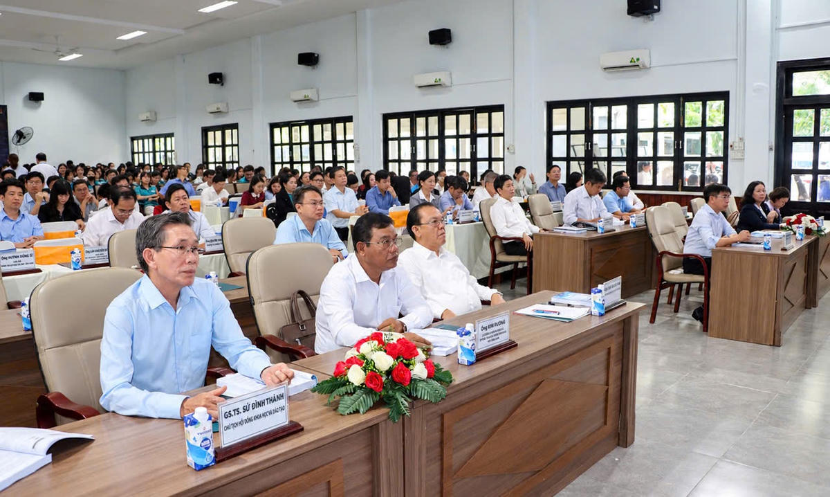 Các đại biểu tham dự hội thảo. (Ảnh: Thanh Lâm).