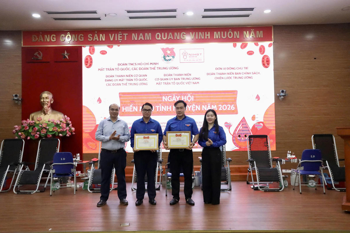 Mỗi giọt máu cho đi, một cuộc đời ở lại