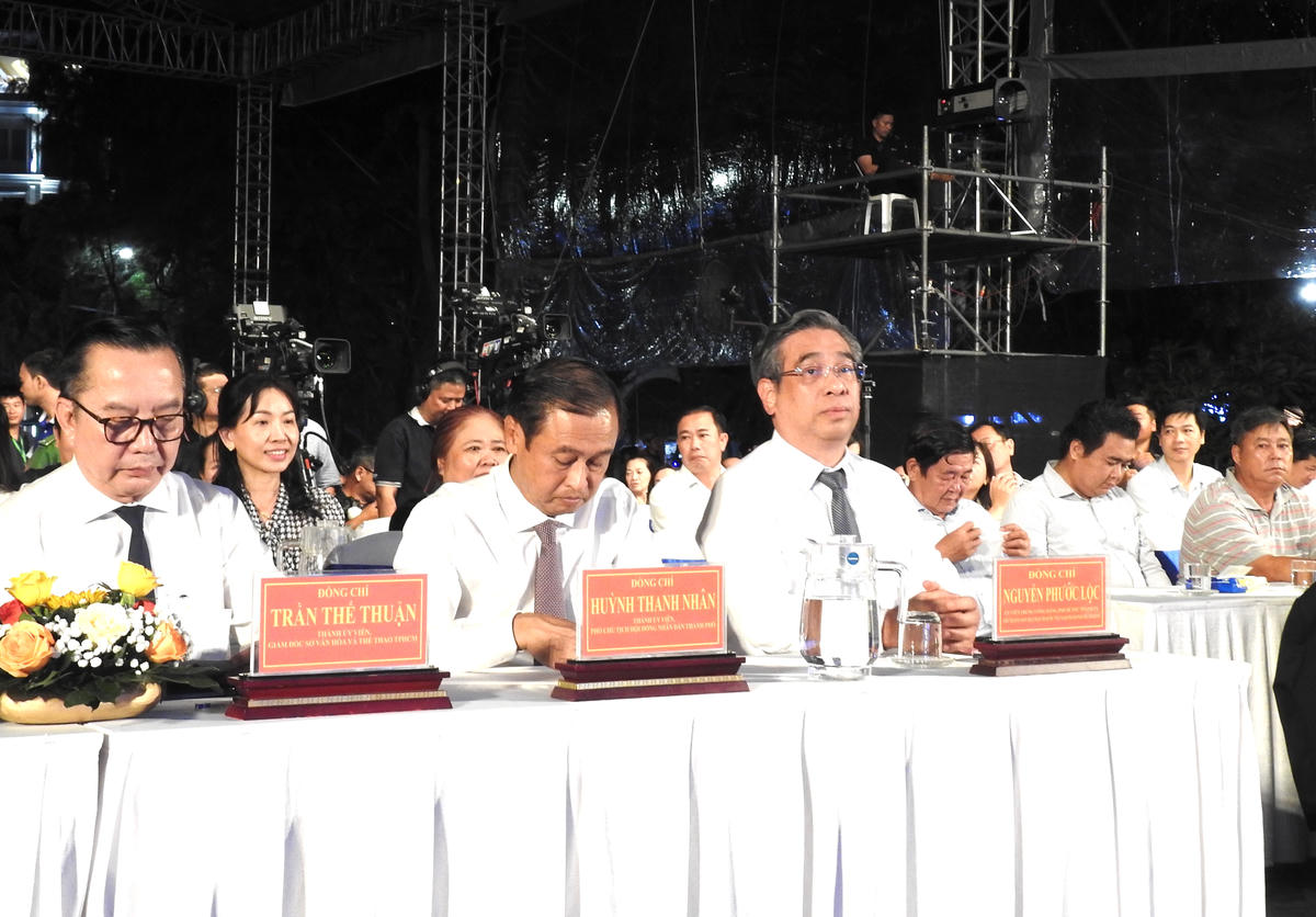 Lãnh đạo TPHCM tham dự khai mạc Lễ hội Nghinh Ông TPHCM 2026. Ảnh: Đ.Xá.