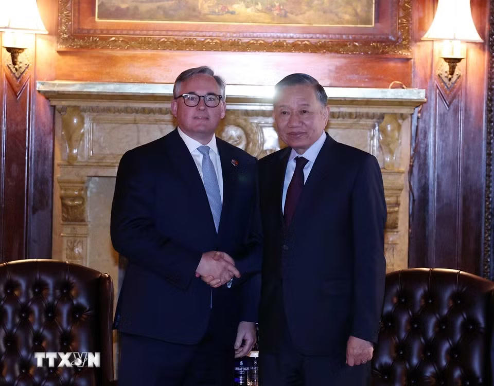 Tổng Bí thư, Chủ tịch nước Tô Lâm tiếp ông Eric M. Hambly, Chủ tịch kiêm Tổng Giám đốc điều hành, Thành viên Hội đồng quản trị Tập đoàn Murphy Oil. (Ảnh: Thống Nhất/TTXVN)
