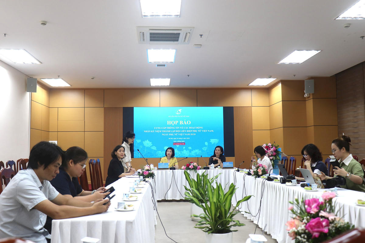 Quang cảnh buổi họp báo. Ảnh: PV