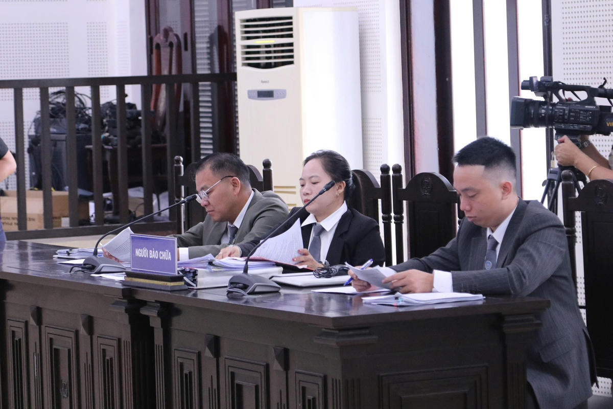 Luật sư bào chữa tại phiên tòa. Ảnh: TT.