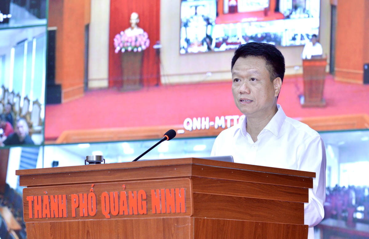  Ông Vũ Quang Trực, Phó Chủ tịch Ủy ban MTTQ Việt Nam TP Quảng Ninh phát biểu khai mạc hội nghị. Ảnh: Ngọc Anh