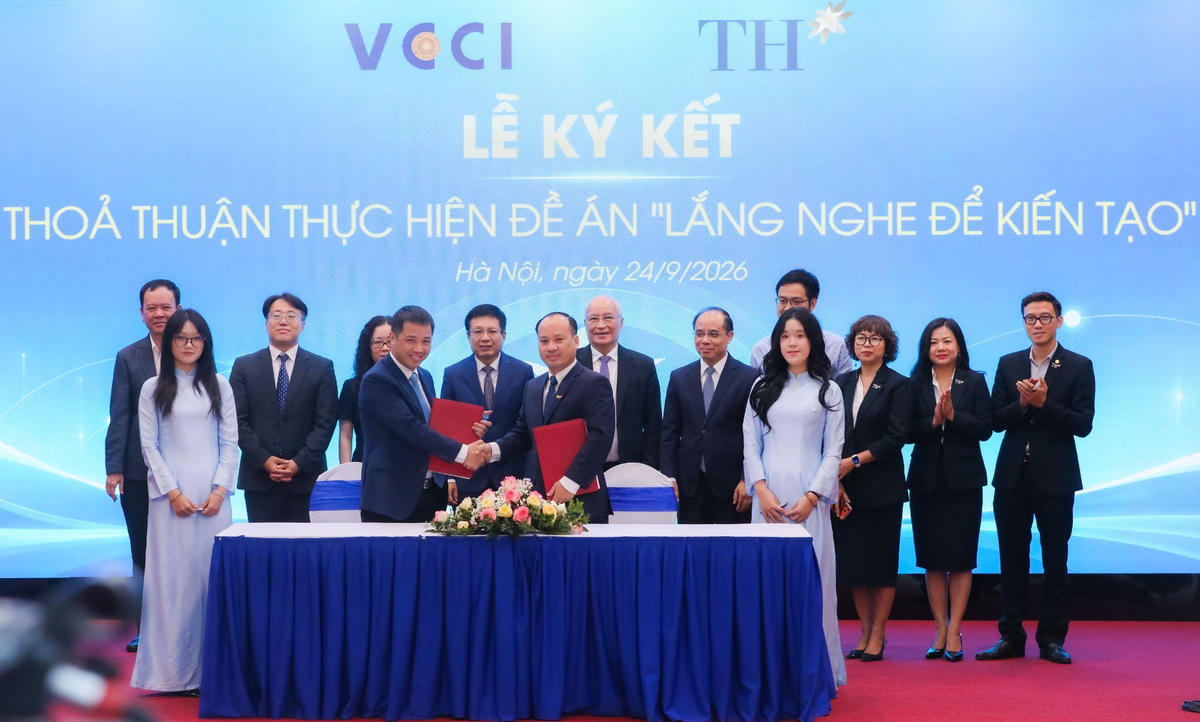 Đại diện VCCI và Tập đoàn TH ký kết thỏa thuận hợp tác, chung tay xây dựng môi trường kinh doanh minh bạch và thuận lợi cho cộng đồng doanh nghiệp