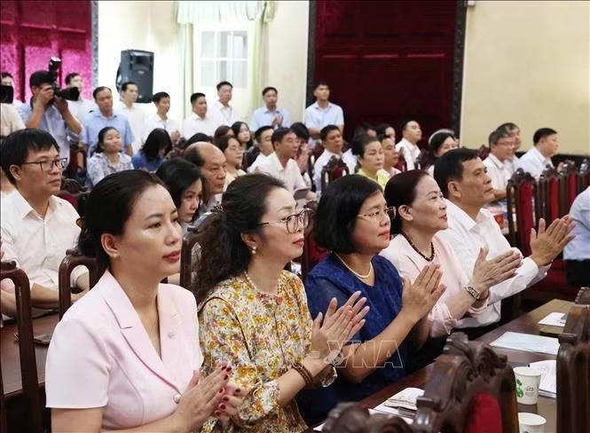 Các cử tri tham dự hội nghị. Ảnh: Thống Nhất/TTXVN
