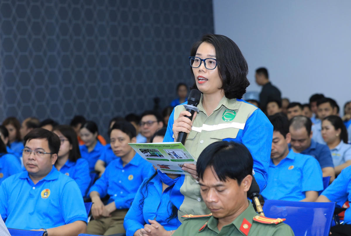 Liên đoàn Lao động thành phố Hà Nội đẩy mạnh các hoạt động lắng nghe đoàn viên, người lao động nói.