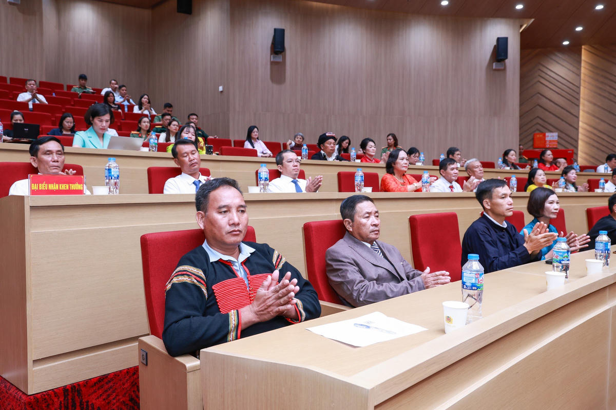 Mỗi khu dân cư bình yên là một viên gạch xây nên xã hội kỷ cương, an toàn 
