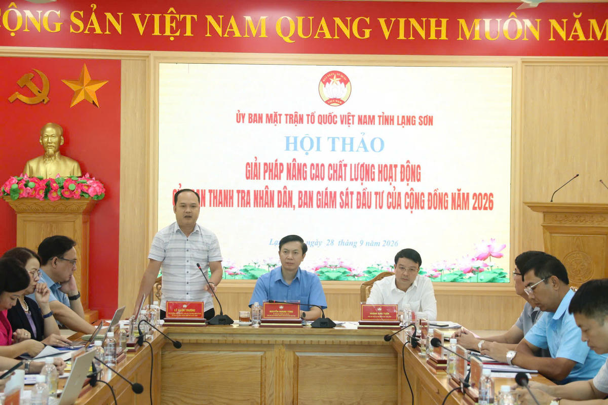 Ông Lê Xuân Trường, Phó Trưởng ban Dân chủ, Giám sát và Phản biện xã hội - Cơ quan UBTƯ MTTQ Việt Nam phát biểu tại hội thảo.