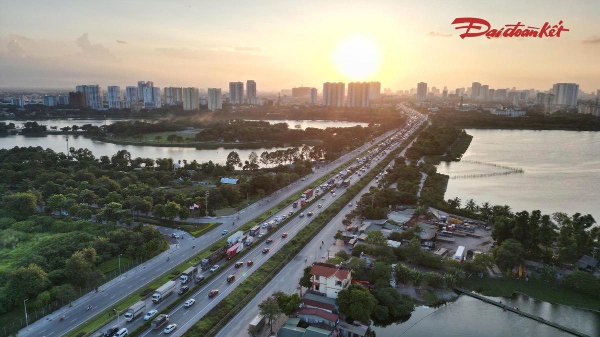 Với vị trí này, Bến xe Yên Sở được kỳ vọng sẽ chia sẻ và phân bổ lại lưu lượng hành khách, phương tiện giữa các bến xe ở khu vực phía Nam Hà Nội.