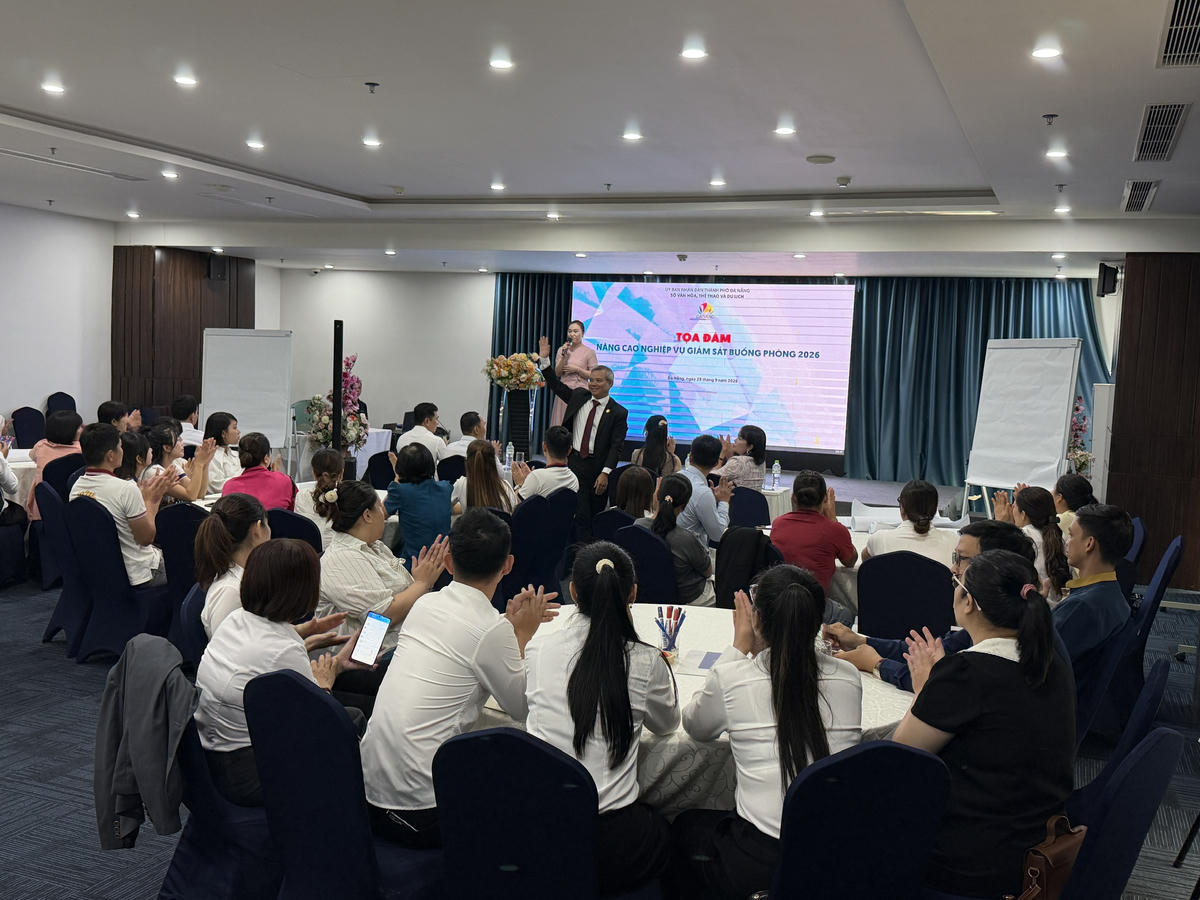 Tọa đàm “Nâng cao nghiệp vụ giám sát buồng phòng năm 2026”. Ảnh: Nguyễn Tú.