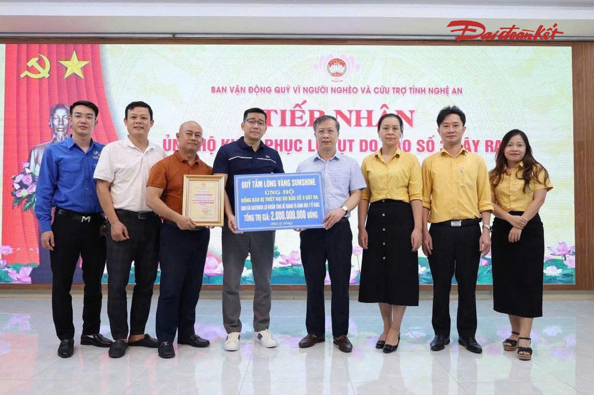 Từ nguồn hỗ trợ của các nhà hoả tâm, nhóm thiện nguyện nhiều mảnh đời khó khăn trên địa bàn tỉnh Nghệ An được hỗ trợ góp phần giúp họ vươn lên trong cuộc sống. Ảnh: MTTQ