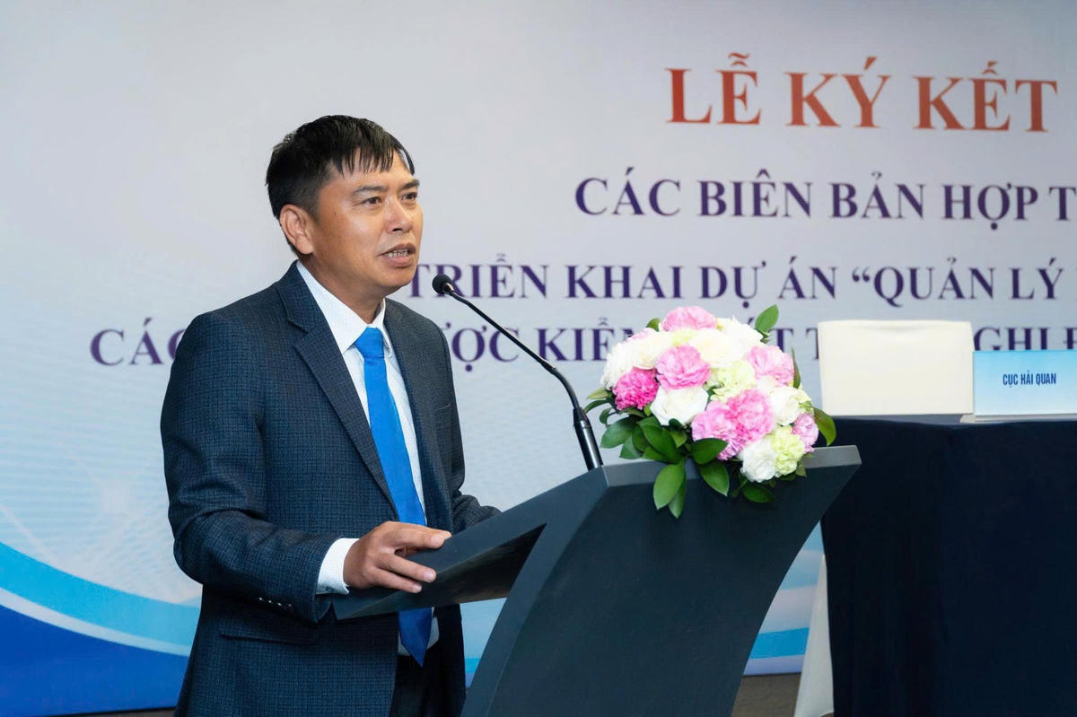 Phó Cục trưởng Cục Giáo dục nghề nghiệp và Giáo dục thường xuyên Phạm Vũ Quốc Bình phát biểu tại lễ ký kết. Ảnh: TL.