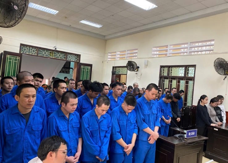 Các bị cáo tại TAND tỉnh Gia Lai. Ảnh: ĐS.