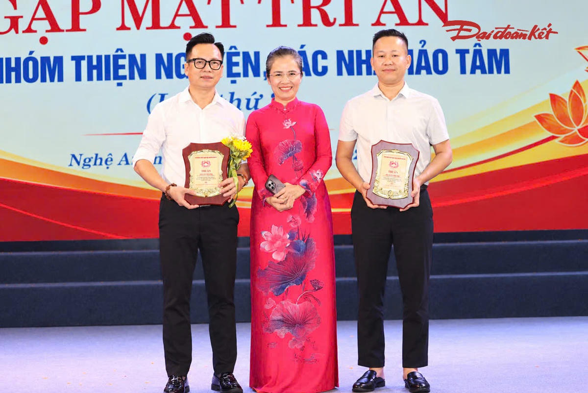 Đây là lần thứ 3, Uỷ ban MTTQ tỉnh Nghệ An tổ chức tri ân các nhóm thiện nguyện, nhà hảo tâm có những đóng góp cho an sinh xã hội trên địa bàn. Ảnh: ĐB