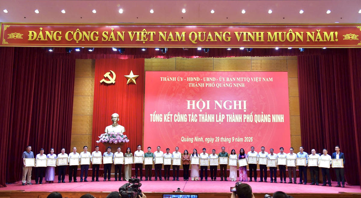 Chủ tịch UBND TP Quảng Ninh: Đưa vị thế mới thành lợi ích thiết thực cho người dân